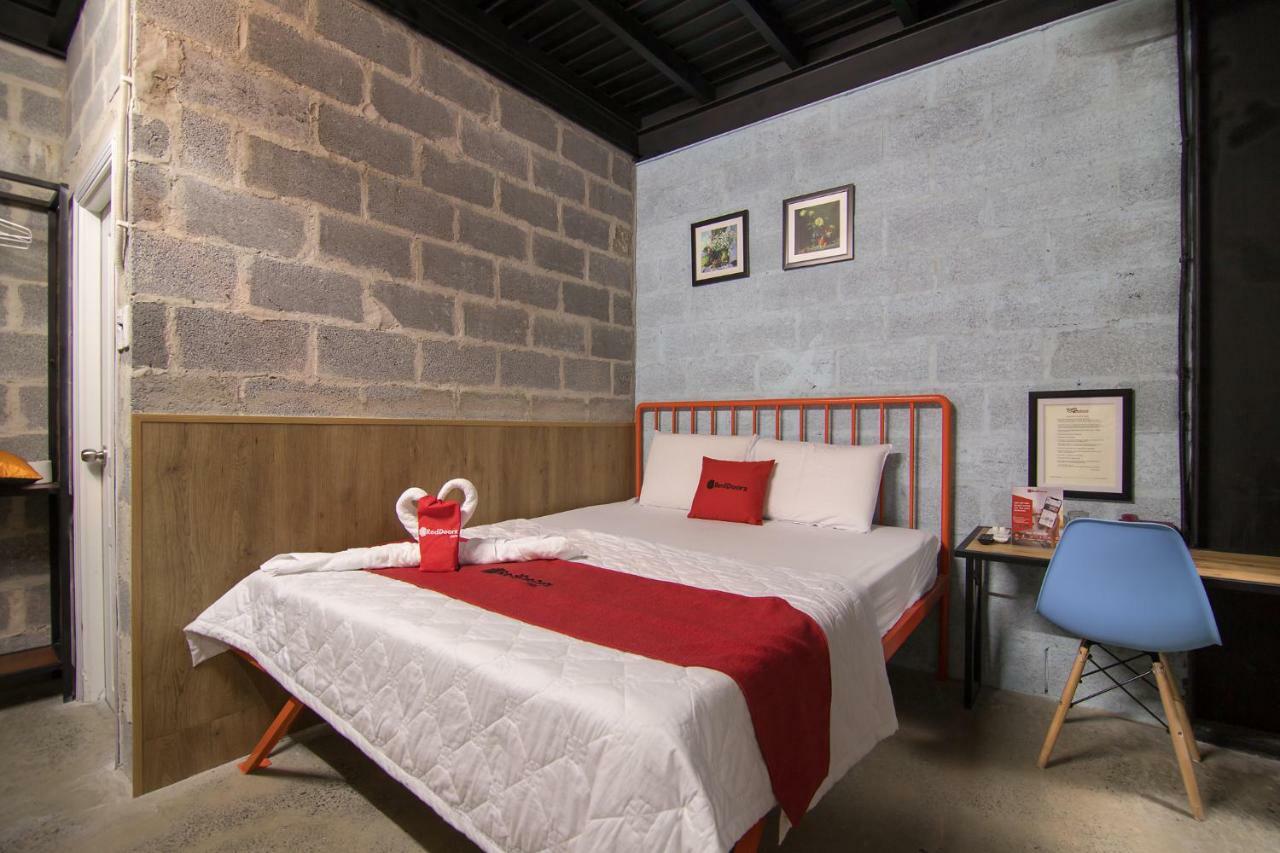 Reddoorz Plus @ Ung Van Khiem Street Bandar Ho Chi Minh Luaran gambar